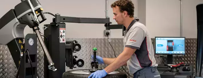 Ferrari Service Centre